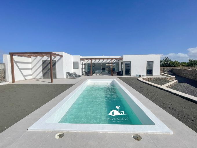 A vendre magnifique villa de luxe à Lajares construite avec une qualité extrême dans tous les détail