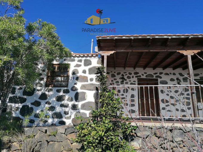 Paradise2live vend une belle maison de campagne dans la région de Tijarafe, La Palma.