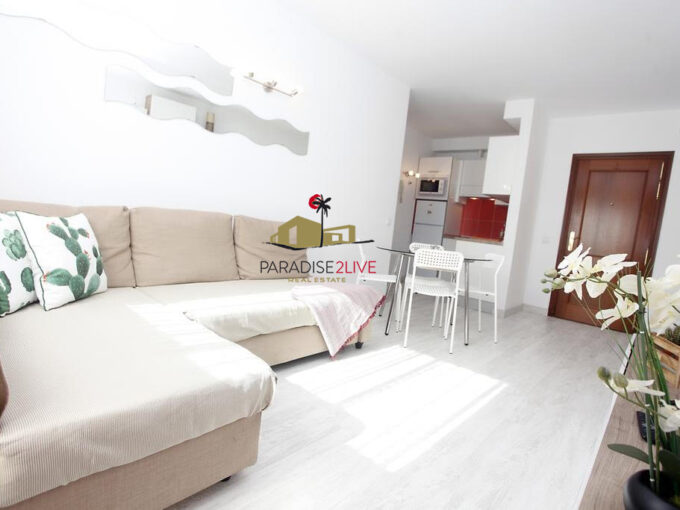 Paradise2live vende un bellissimo appartamento ristrutturato nel centro di Corralejo.