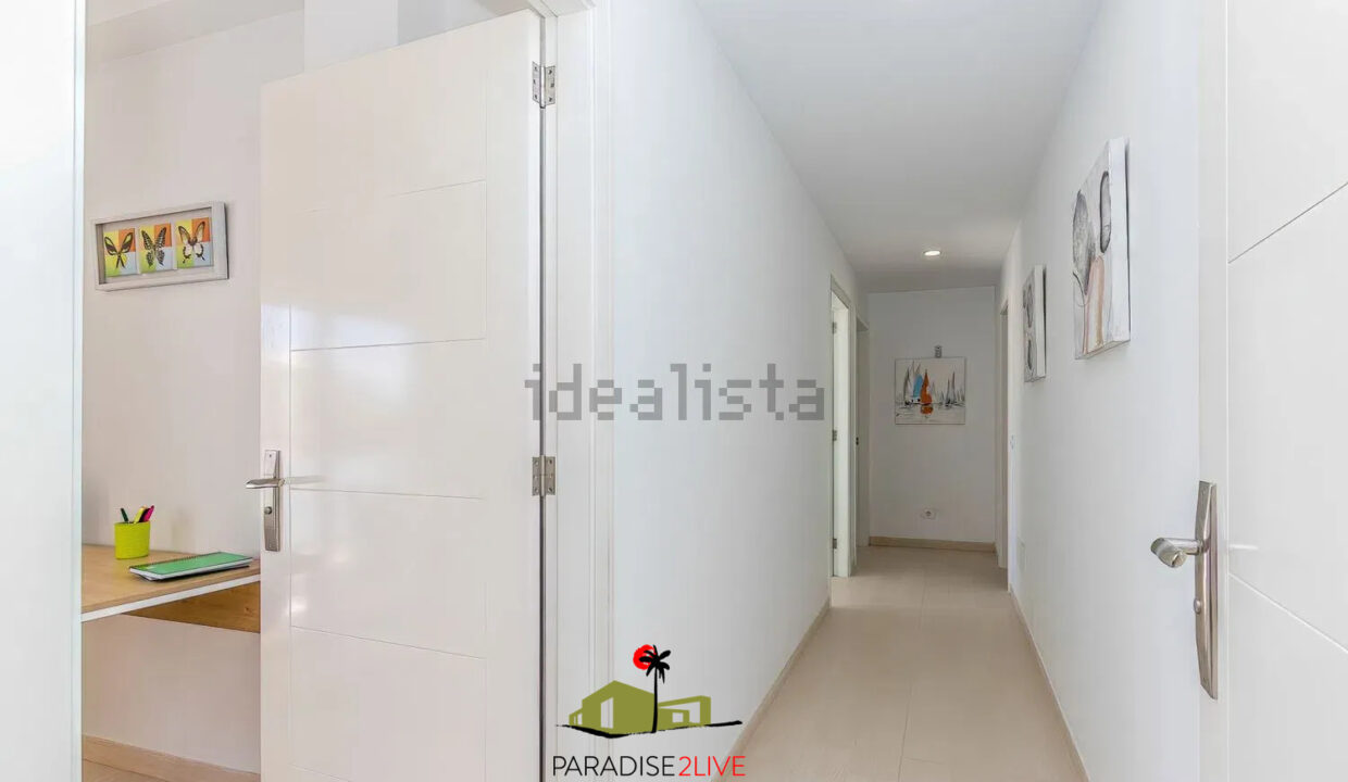 AV37-FOTO NUOEVA LOGO AMARILLA GOLF12