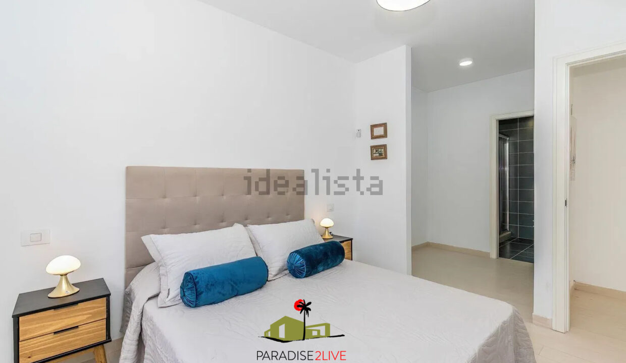 AV37-FOTO NUOEVA LOGO AMARILLA GOLF13